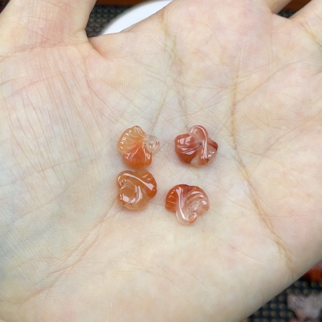 南红玛瑙未镶嵌配饰叶子