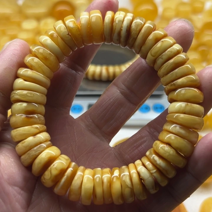 琥珀（矿物珀）未镶嵌裸石