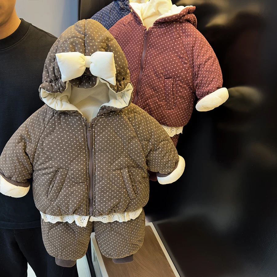 R童装女童25冬装新款连帽套装保暖上衣裤子套装女宝过冬神器加厚