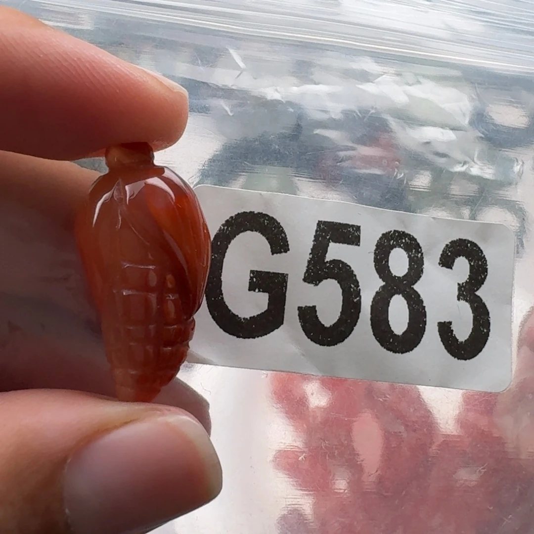 未镶嵌南红玛瑙珠宝奇石