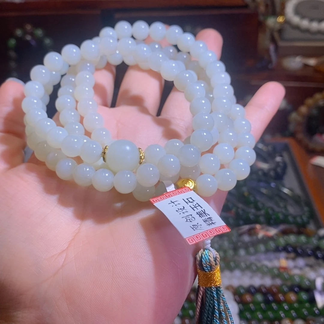 玉***米手串未镶嵌和田玉买断。不退