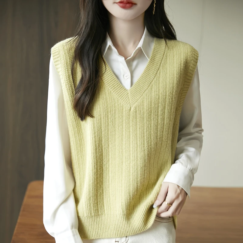 品牌  外贸专柜撤回女装秋冬针织时尚百搭马甲套头女纯色无袖简约