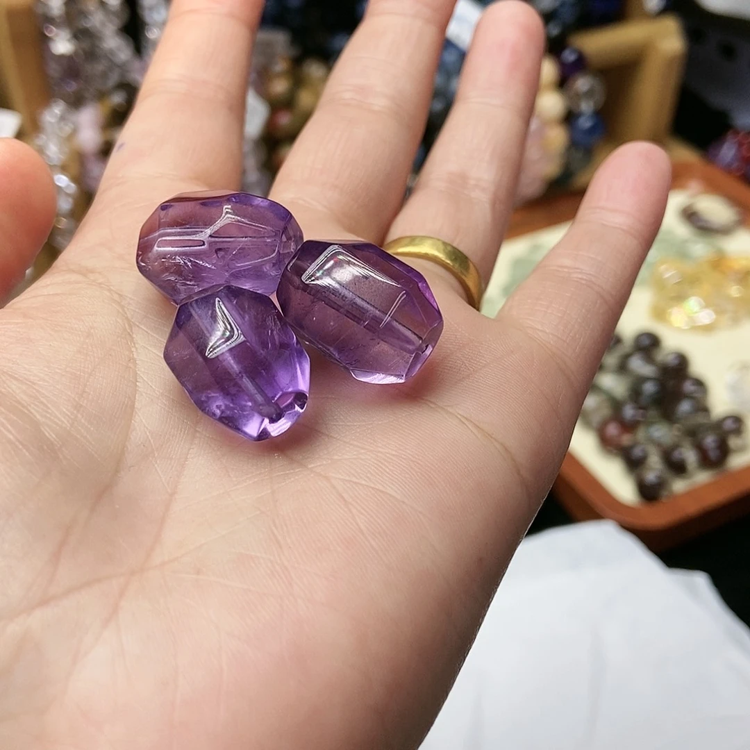 水晶手串未镶嵌赵****?紫水3