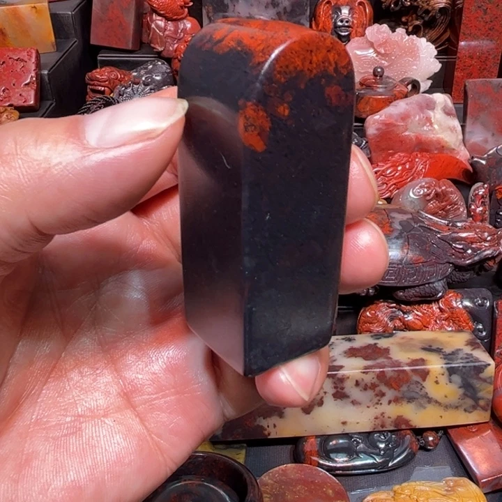 玉桂林鸡血玉小印章2.8、2.8、6cm