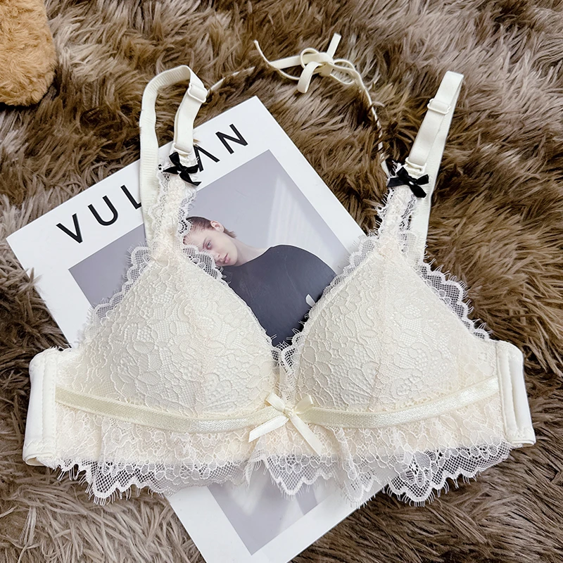 挂脖性感蕾丝内衣薄款小胸聚拢显大无钢圈收副乳防下垂美背文胸罩