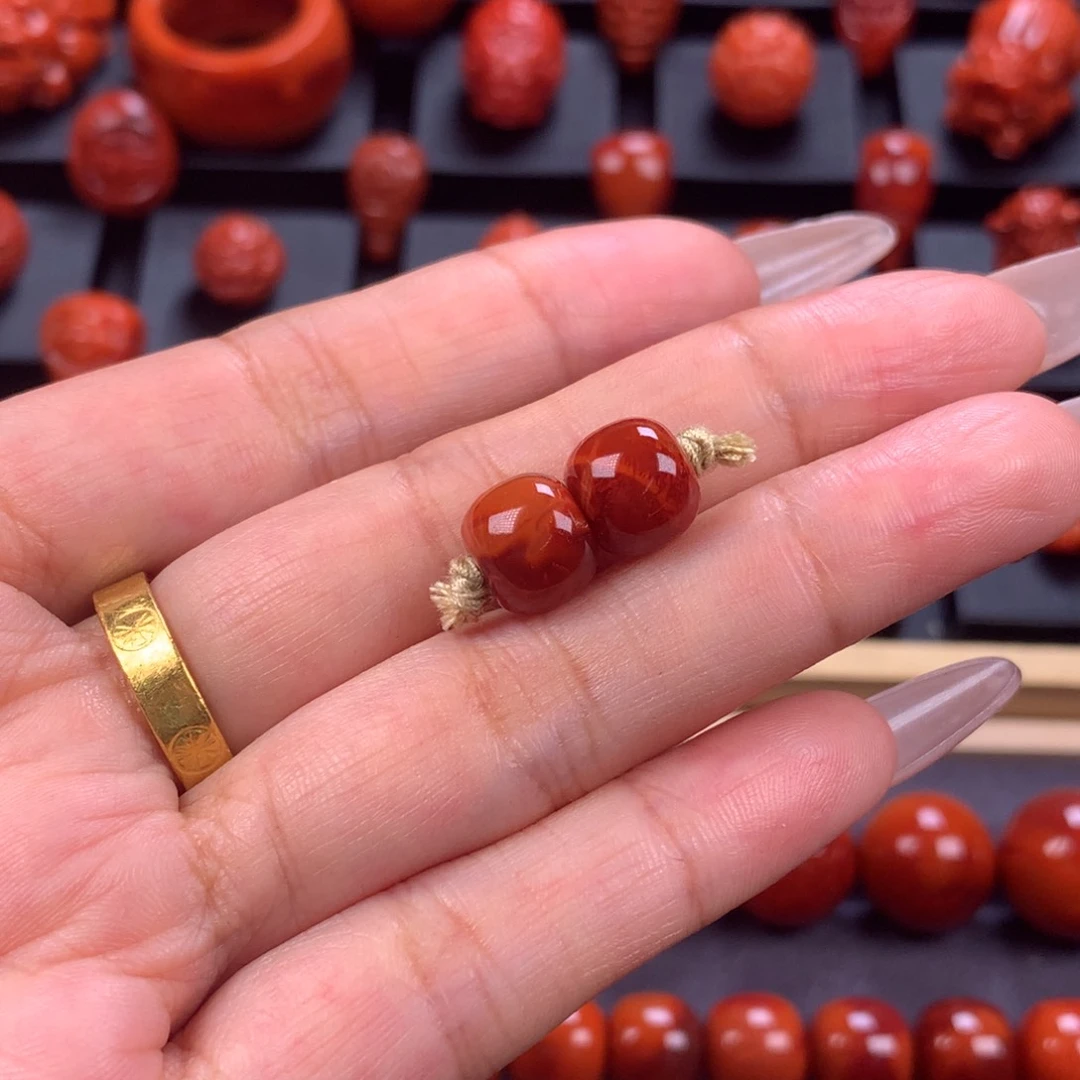 未镶嵌火焰纹老型对珠9mm南红玛瑙康***房