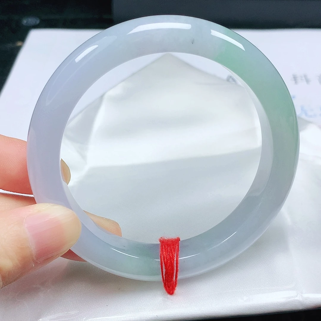 翡翠手镯未镶嵌正