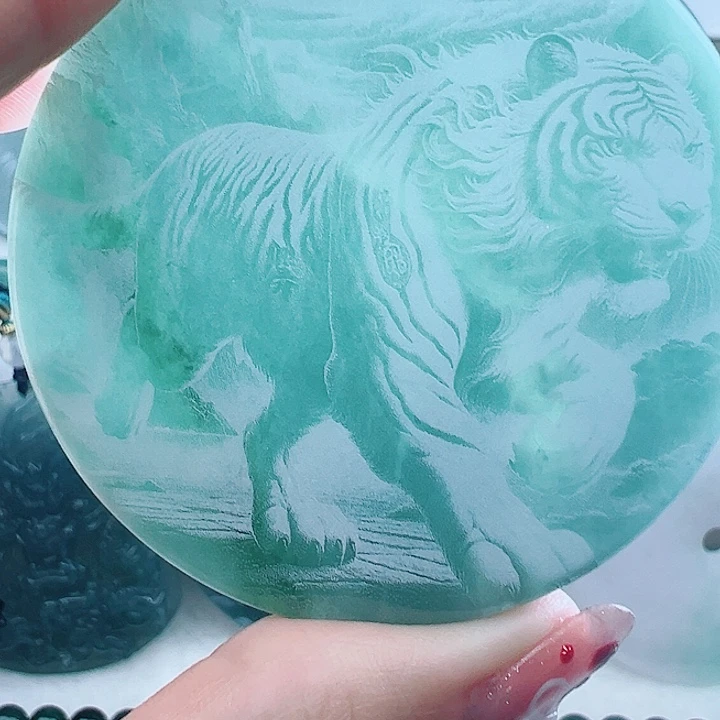翡翠吊坠(不含链)未镶嵌