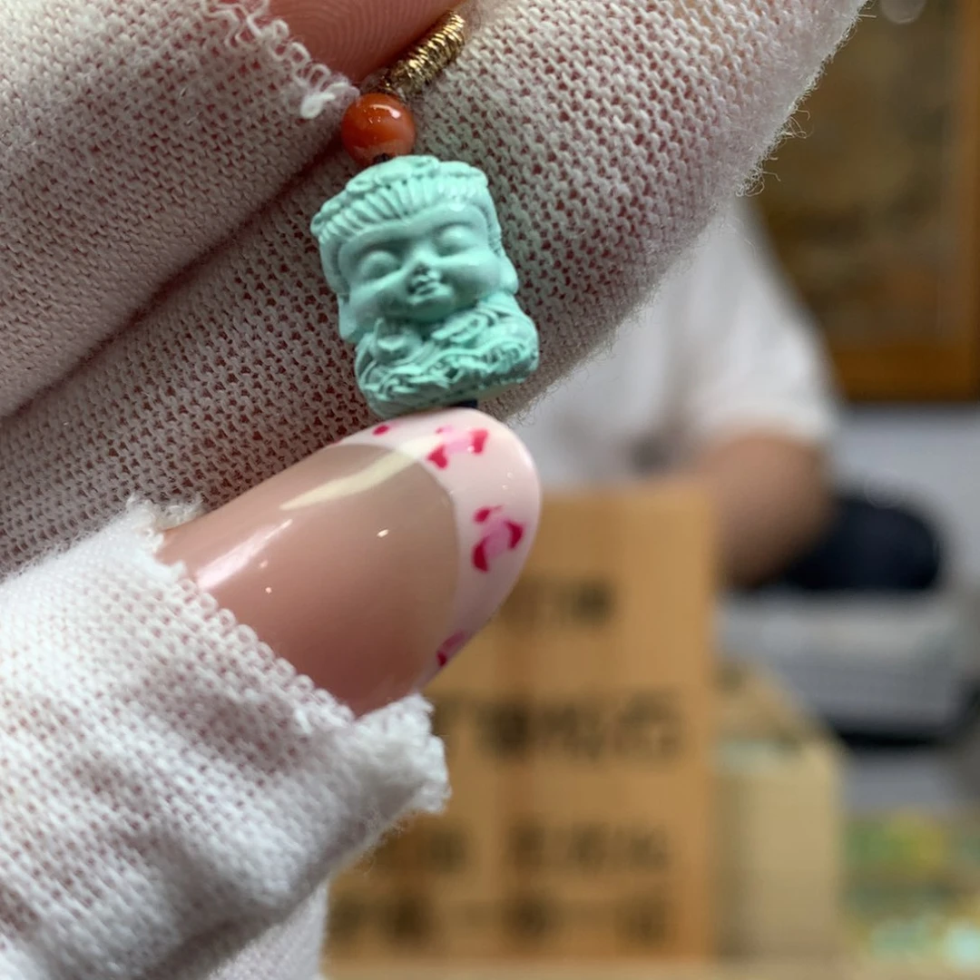 绿松石未镶嵌挂件