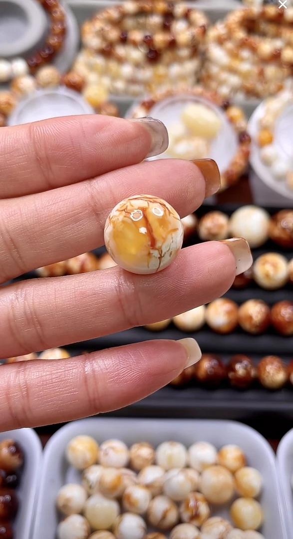 琥珀蜜蜡花蜡圆珠