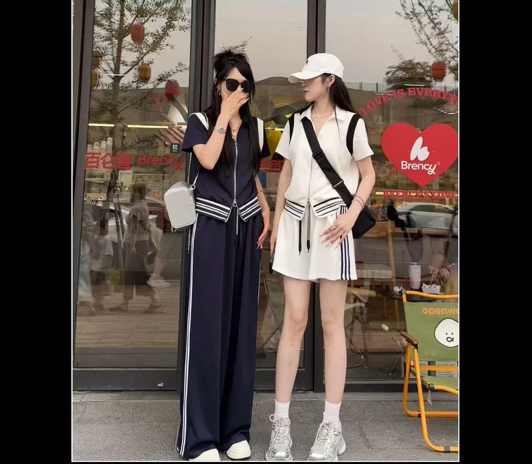雅希定制~【遛弯计划】高端休闲时尚运动套装V领条纹拼接短裤套装