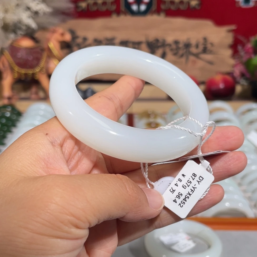 和田玉手镯未镶嵌羊脂白玉手镯宽14.8厚11.6 56.4圈