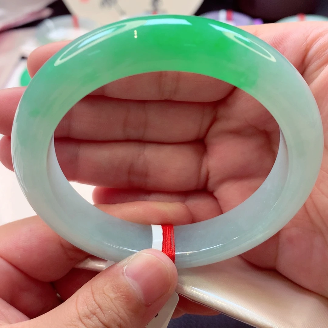 翡翠手镯未镶嵌推荐40号11