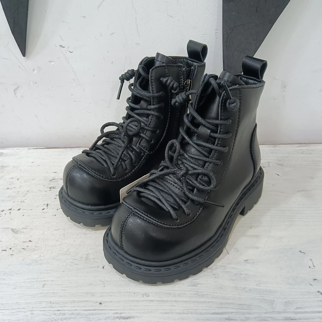 D218黑色皮面靴/龙足凤步