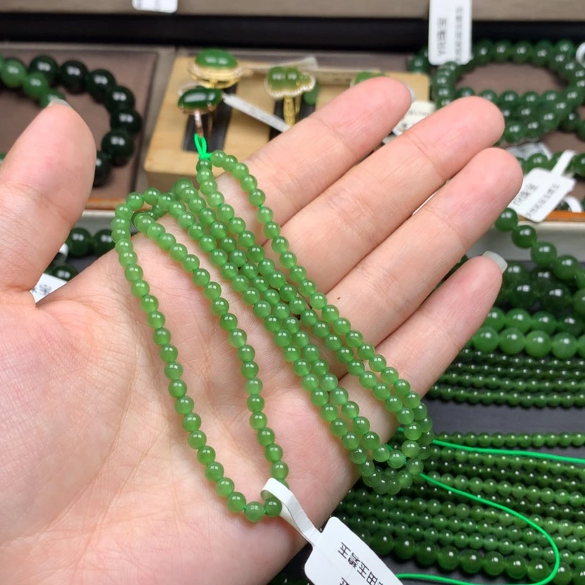 【闪购商品】颈饰未镶嵌和田玉（碧玉）4m苹果绿无黑