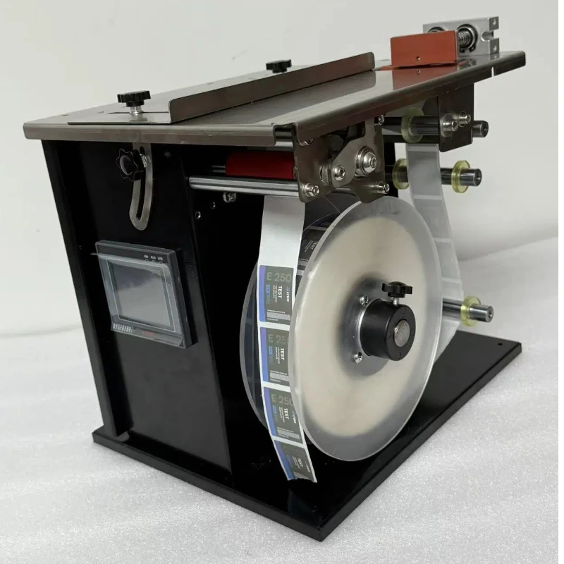 半自动彩盒转角贴标机 透明圆标防伪标盒子直角封口贴标机