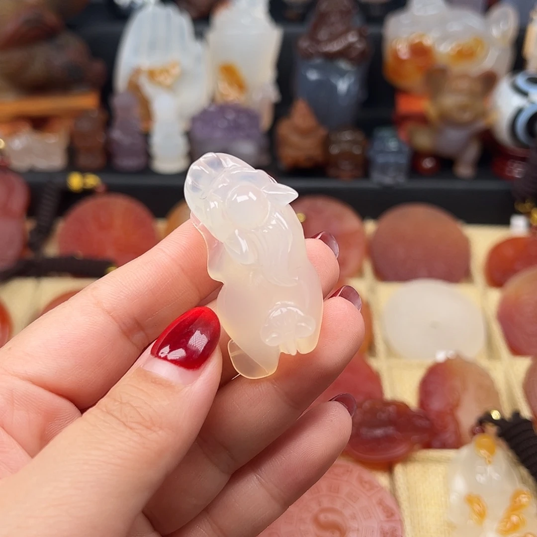 玛瑙/玉髓未镶嵌颈饰