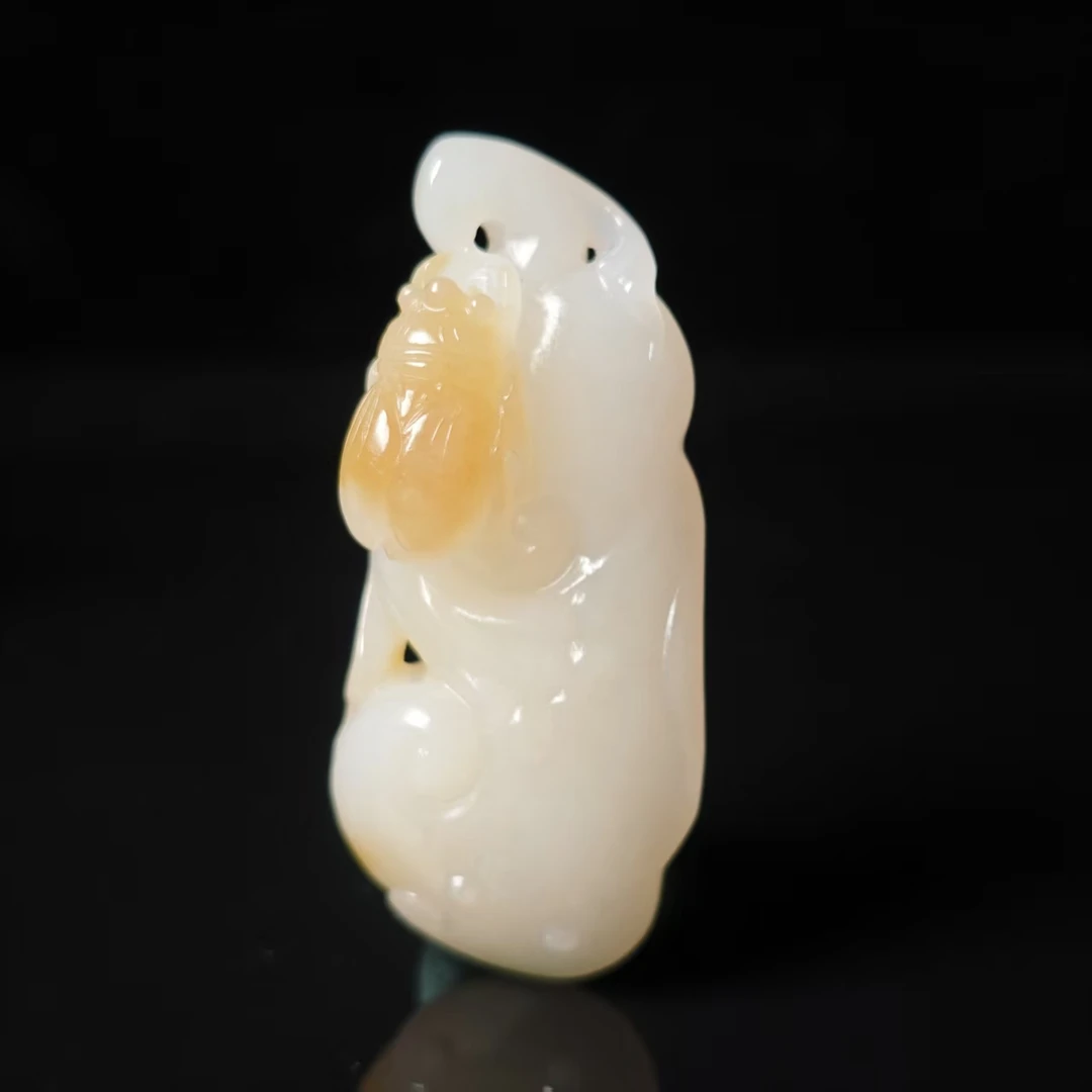 lot7061 如意 和田玉糖白玉 50.8*22.5*14.1mm 21.1g