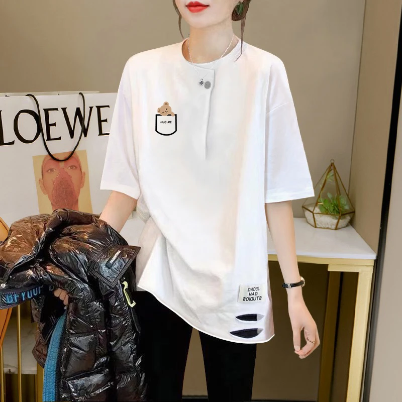 简约时尚印花T恤2025夏季新款百搭纽扣减龄短袖小众破洞下摆上衣