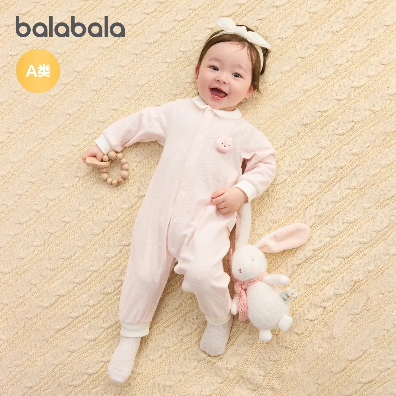 巴拉巴拉婴儿衣服宝宝连体衣睡衣新生儿2025新款哈衣爬服软萌保暖