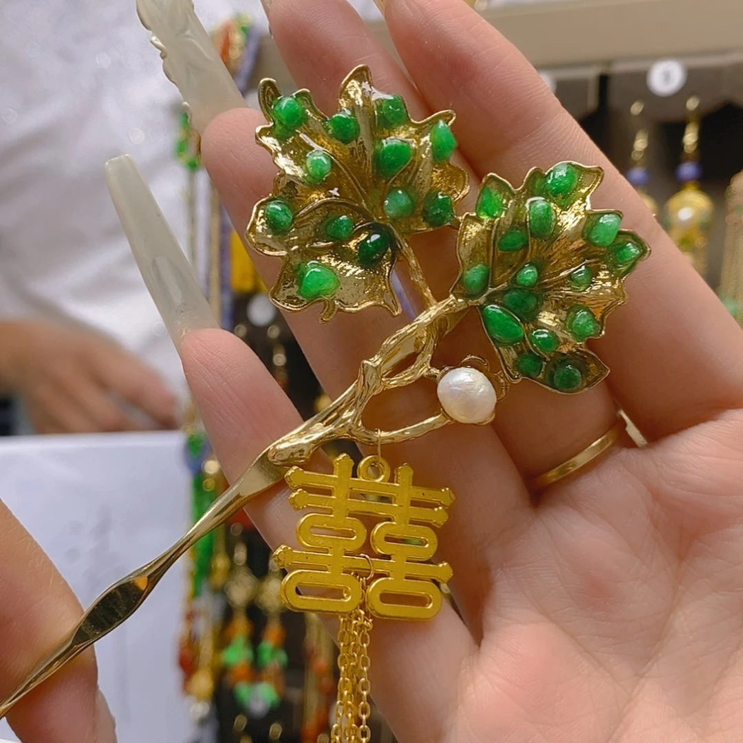 翡翠合金耳饰翡翠