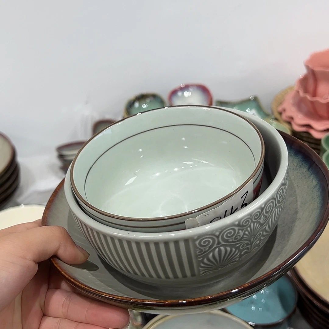 麻***木其他三个。