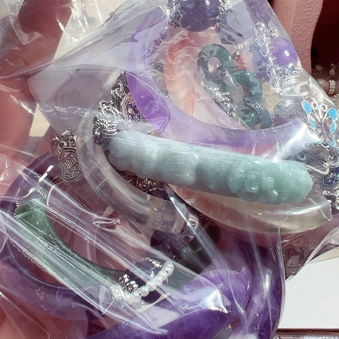 婕***、未镶嵌手链水晶水晶手链