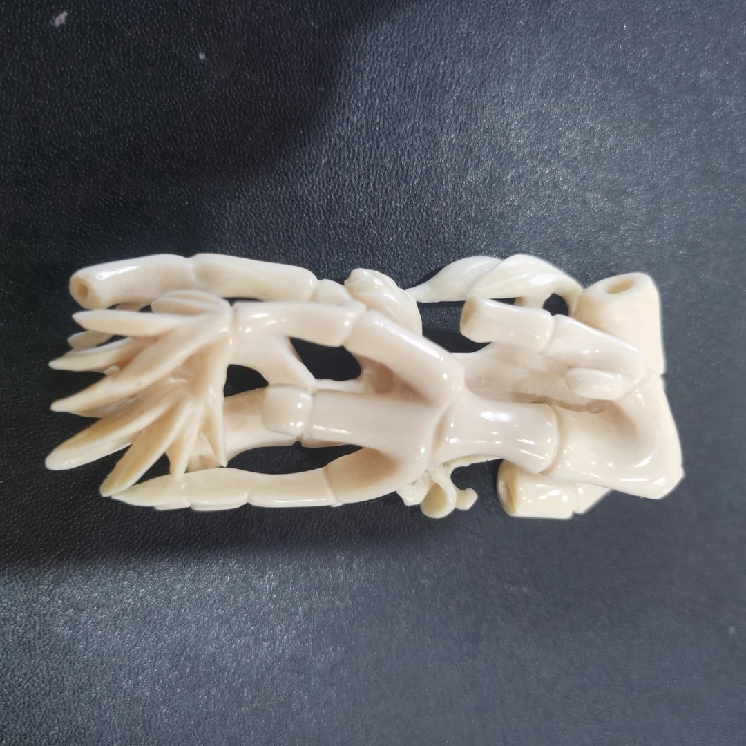 猛犸约20.5克雕刻件ZL1212