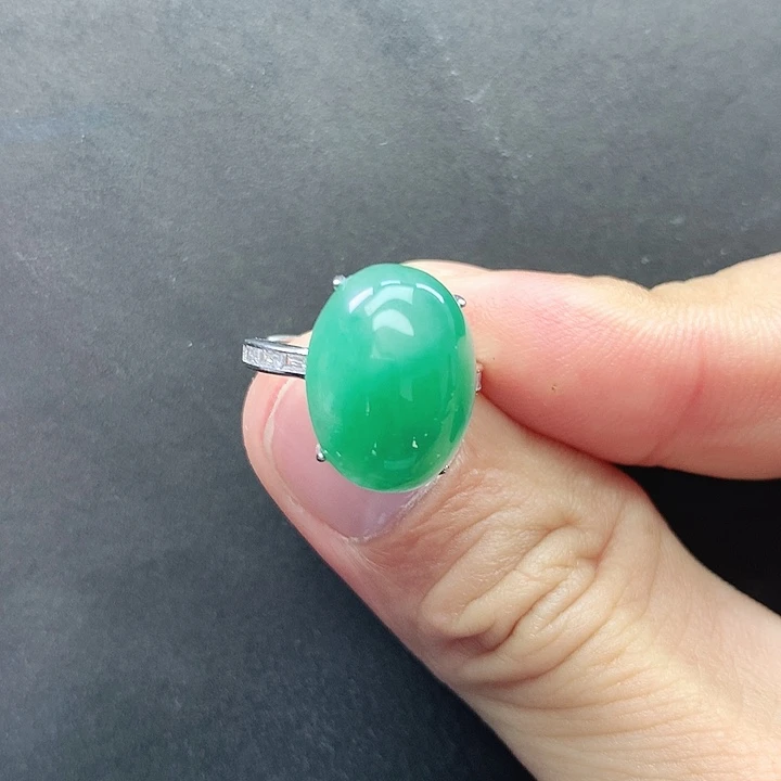 石英质玉未镶嵌戒指