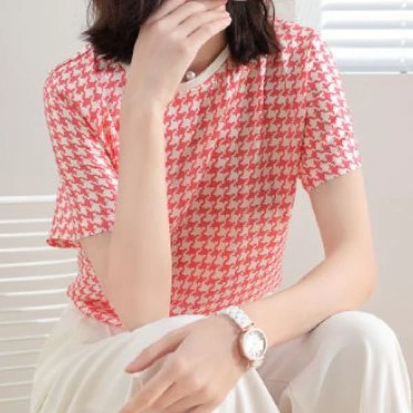 春夏短袖女式真丝T恤显瘦气质洋气时尚夏季宽松格子韩版2018