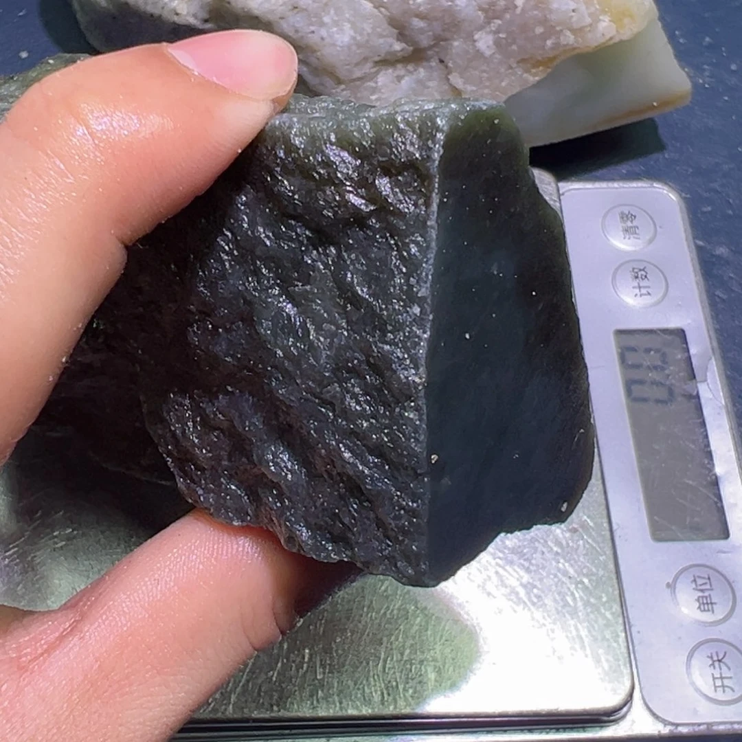 和田玉（糖玉）未镶嵌珠宝半成品