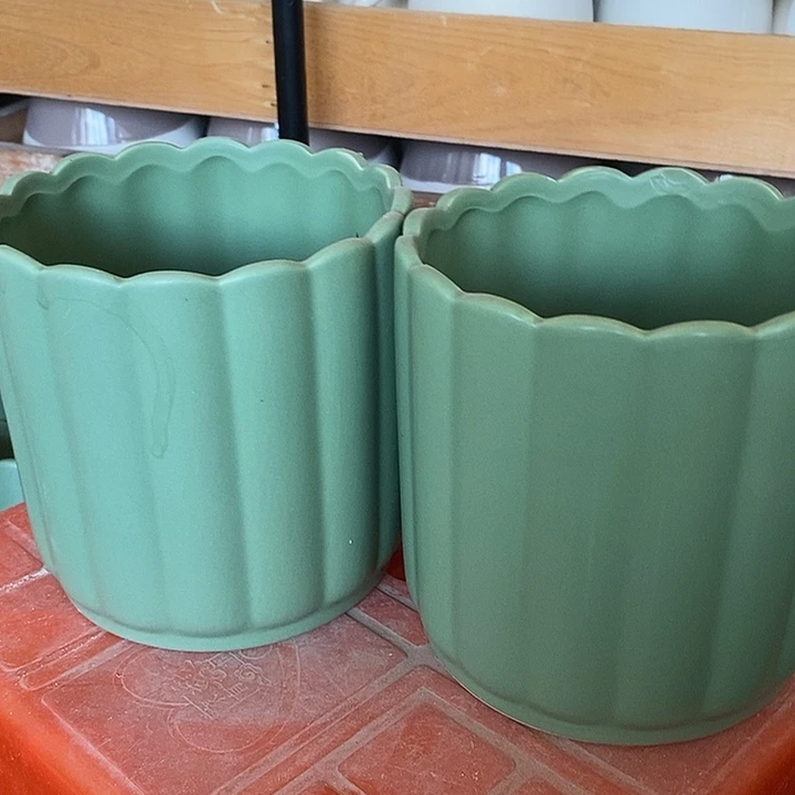 陶盆有孔 瑕疵针孔漏釉介意勿拍外口 13外高13