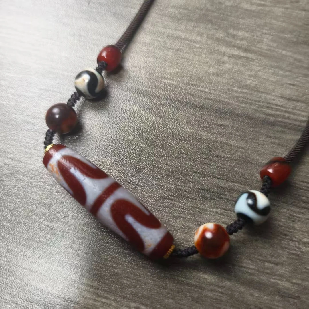 然·红肉双牙项链