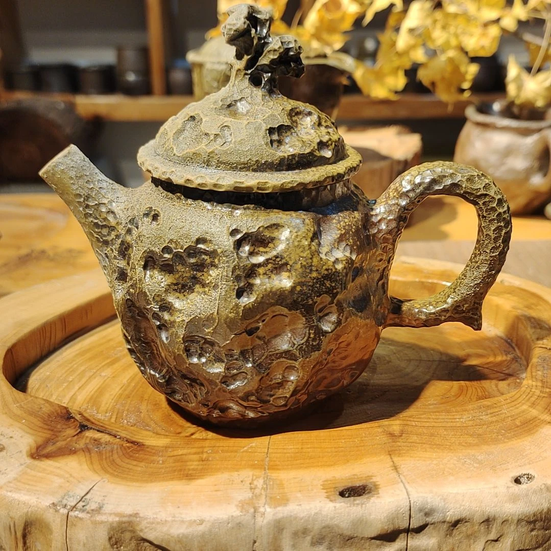 坭兴陶纯柴烧太湖石壶180C