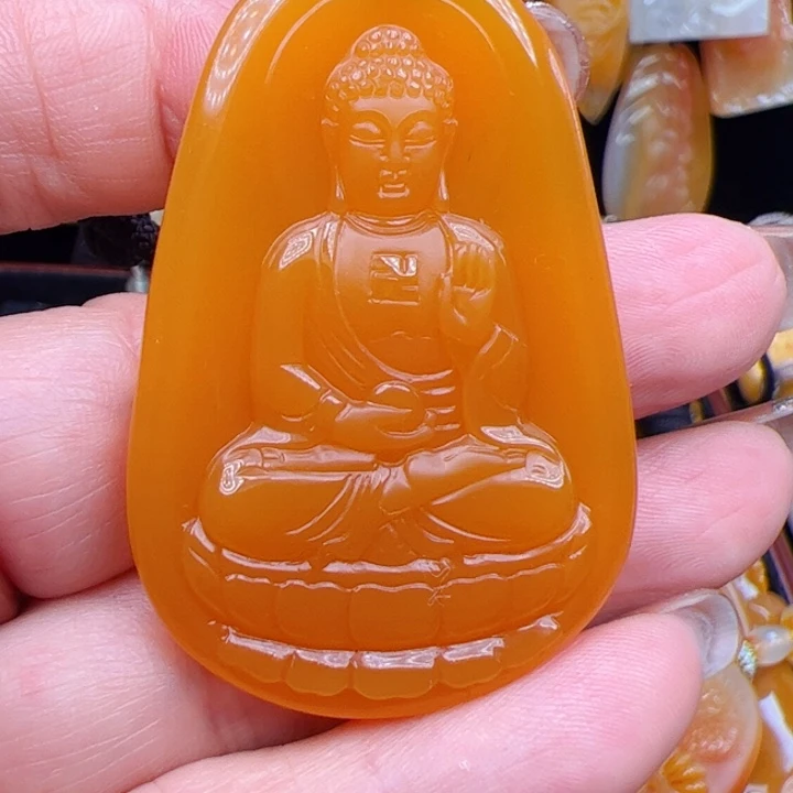 石英质玉（黄龙玉）合金颈饰