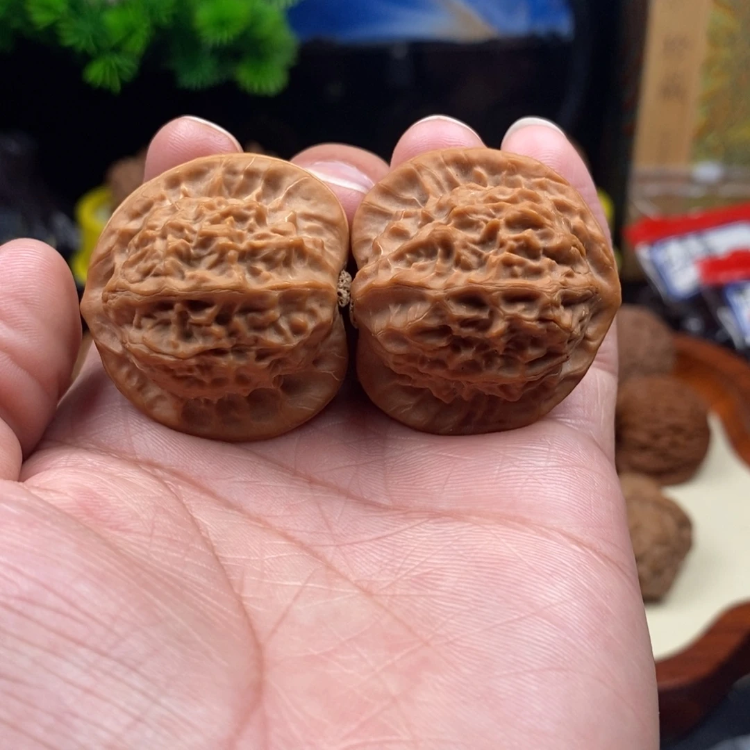 文玩核桃把件瓷娃娃38