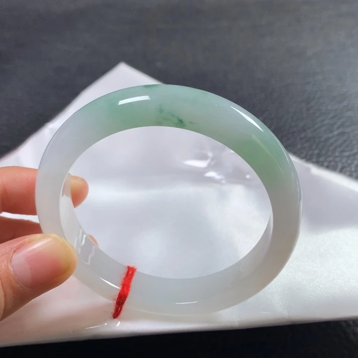 翡翠未镶嵌手镯56圈