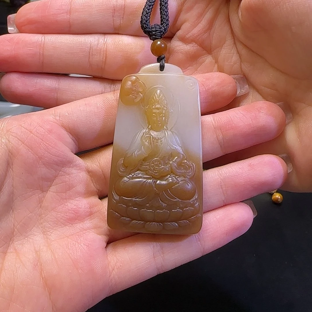 和田玉未镶嵌颈饰糖白观音牌