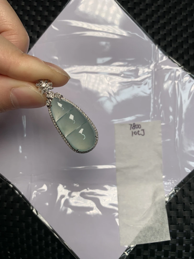 天然缅甸翡翠A货18K金镶嵌 10CJ