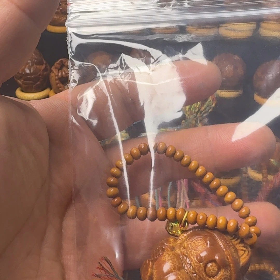 ༺***༻橄榄核把件拉布布卡布布