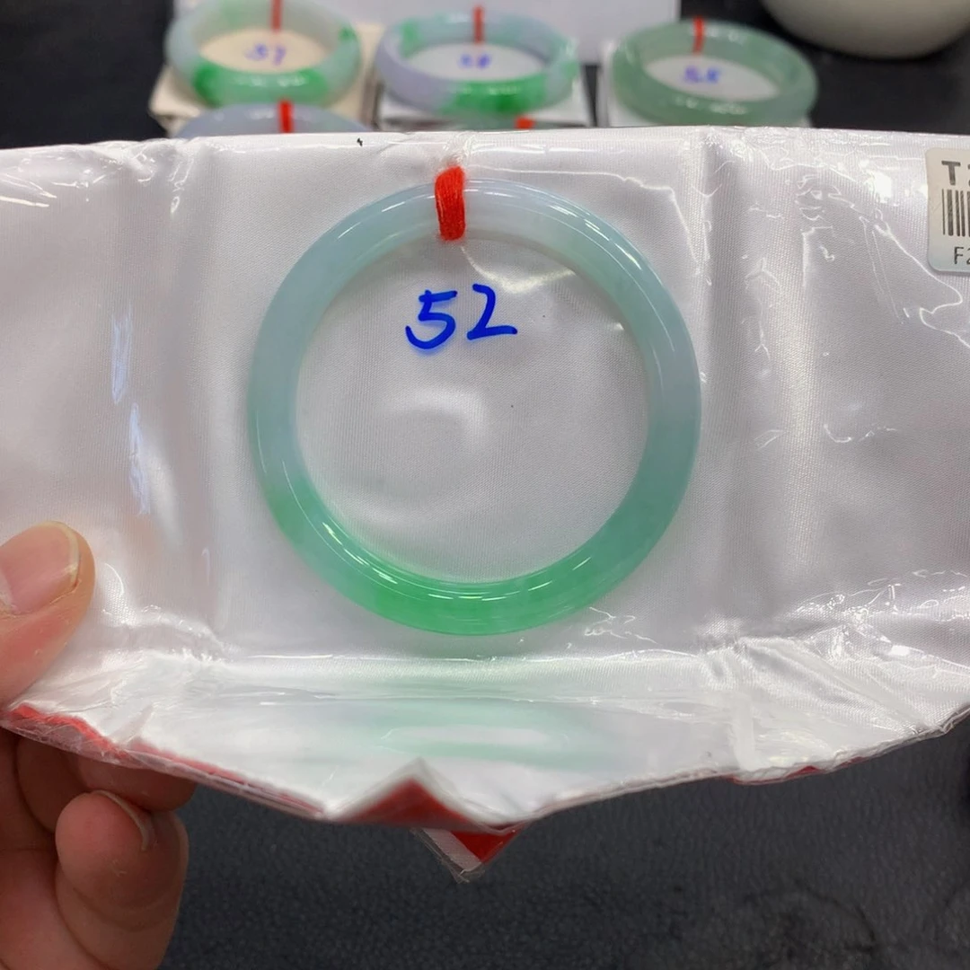 未镶嵌手镯翡翠翡翠手镯