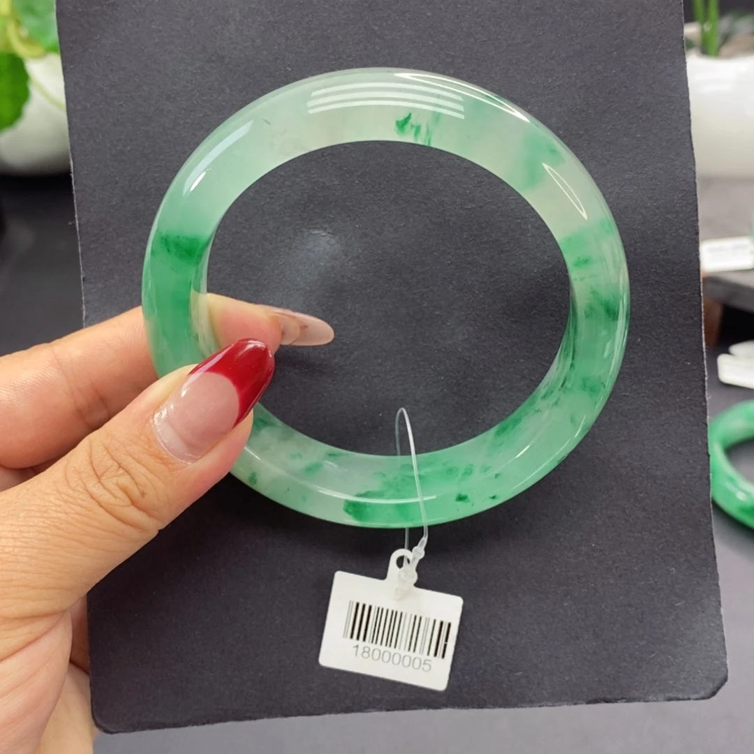 石英质玉手镯未镶嵌?*L