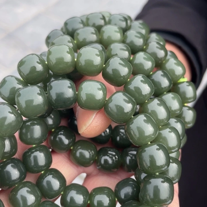 和田玉未镶嵌颈饰多样性发货，发其一