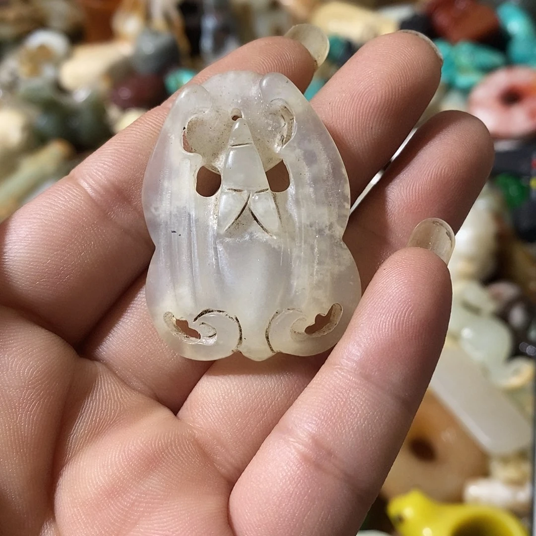 和田玉（糖玉）未镶嵌挂件