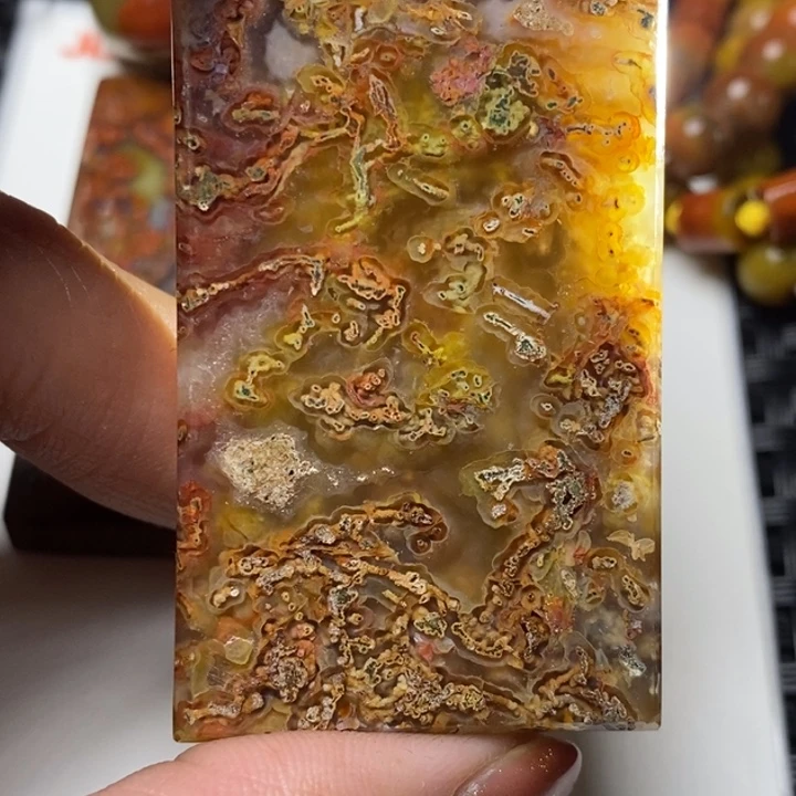 玛瑙/玉髓颈饰未镶嵌翟****心