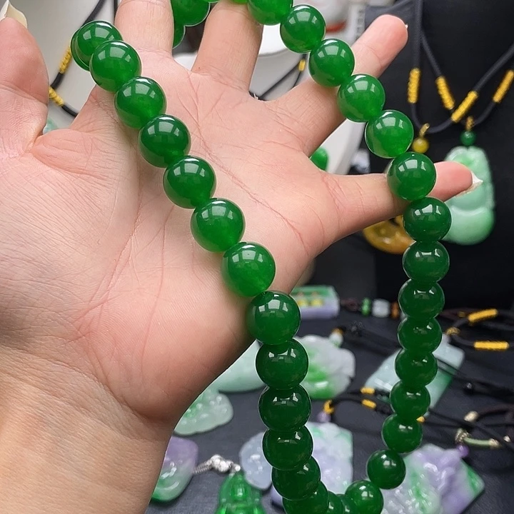 吊坠(赠链)未镶嵌翡翠