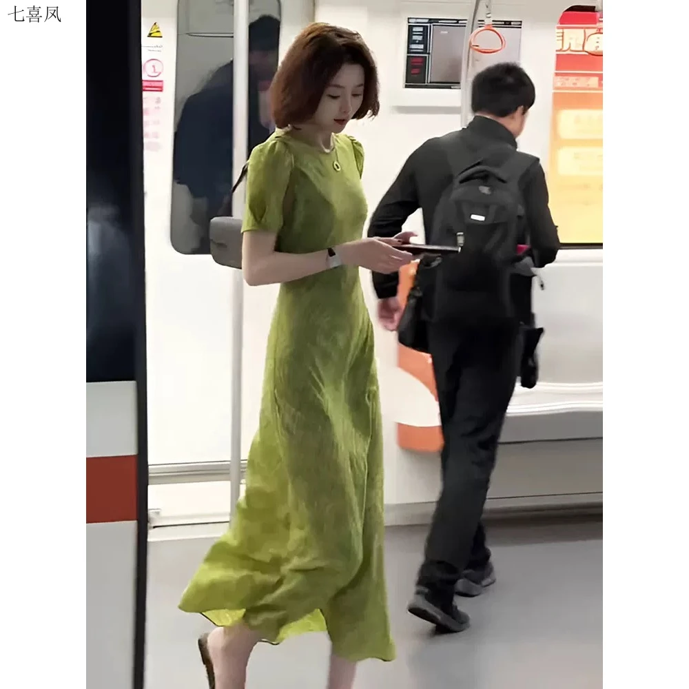 夏季新款复古法式高腰长裙优雅气质纯色绿色超好看网红款连衣裙