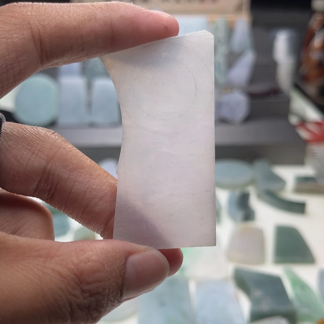 翡翠未镶嵌颈饰G***n翡翠