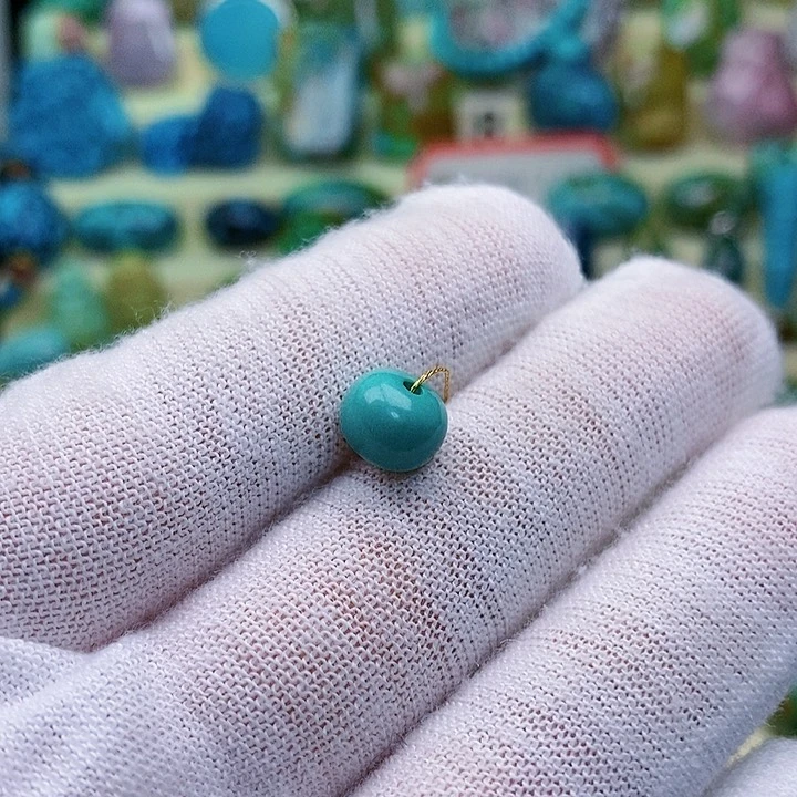 绿松石配饰未镶嵌