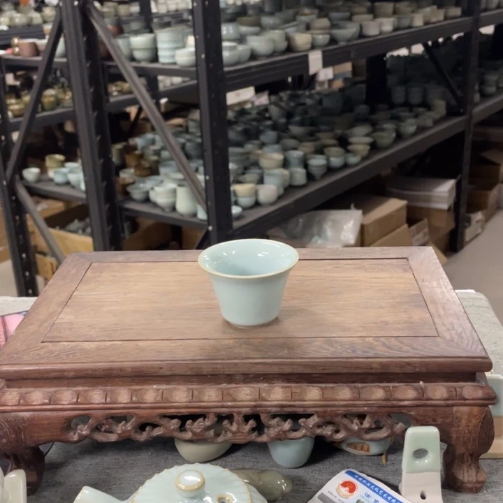 摆件天青釉小小马蹄杯